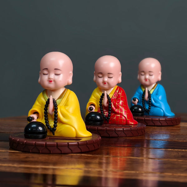 Solar Powered Monk Bobble Head with Moving Head Car Decor